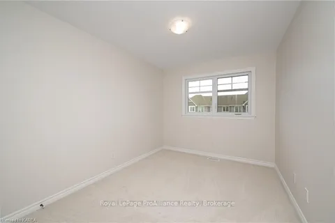 1513 SCARLET STREET, Kingston, ON K7K 7J8