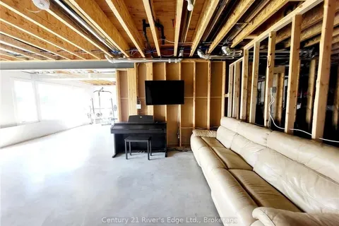 162 CONNER Dr, Leeds and the Thousand Islands, ON K7G 2V4