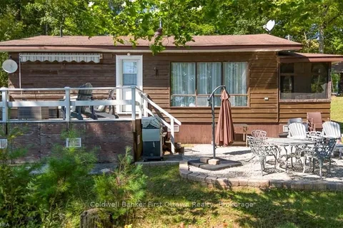 447 A HARDWOOD RIDGE Rd, Lanark Highlands, ON K0G 1K0