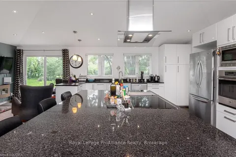 115 FAIRWAY HILL Cres, Kingston, ON K7M 2B5