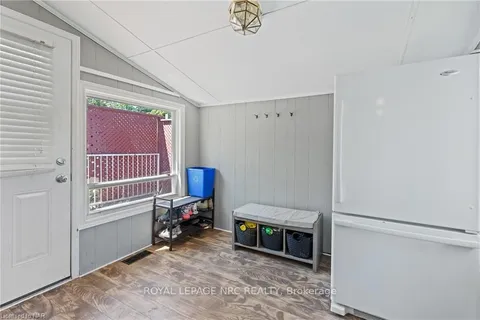 10 MONCK St, St. Catharines, ON L2S 1L6