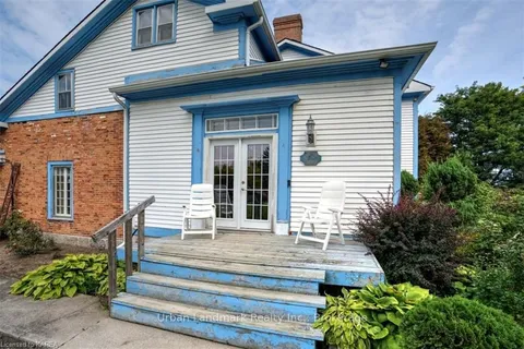 370 ACADEMY St, Loyalist, ON K0H 1G0