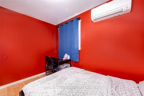 91 CALDERWOOD Dr, Kingston, ON K7M 6L5