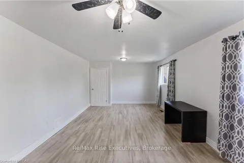 4999 BATH Rd, Loyalist, ON K0H 1G0