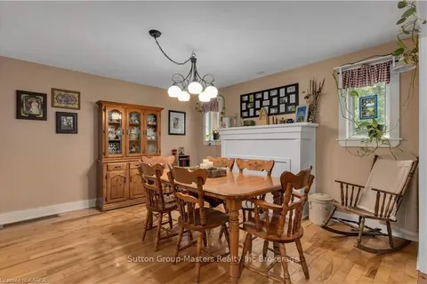 31 STATION Rd, ON K7G 2V3