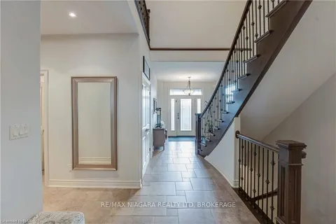 7178 ST MICHAEL Ave, Niagara Falls, ON L2H 3N5