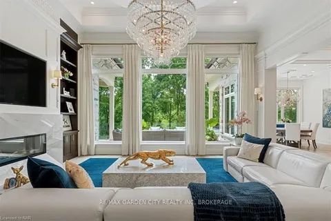 29 POWER GLEN, St. Catharines, ON L2R 6P7