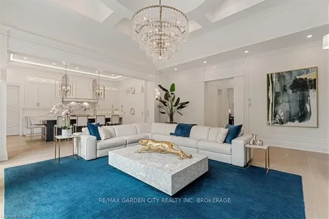 29 POWER GLEN, St. Catharines, ON L2R 6P7