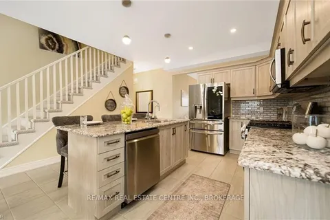 869 BURWELL St, Fort Erie, ON L2A 0E3