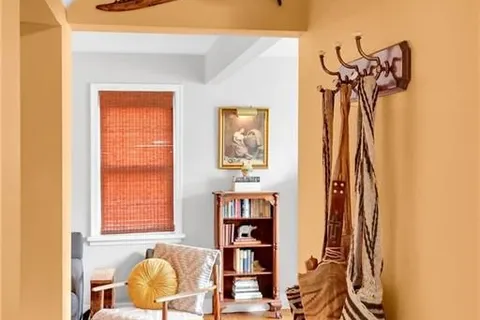 6746 WATERS Ave, Niagara Falls, ON L2G 5X1