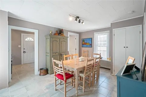 34 PARK St, Port Colborne, ON L3K 3H9