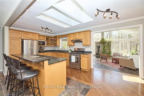 152 MERRITT Rd, Pelham, ON L3B 5N5