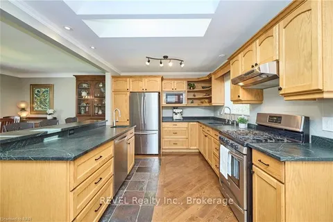 152 MERRITT Rd, Pelham, ON L3B 5N5