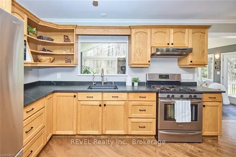 152 MERRITT Rd, Pelham, ON L3B 5N5