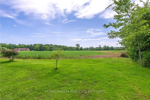 12264 BRAWN Rd, Wainfleet, ON L0S 1V0