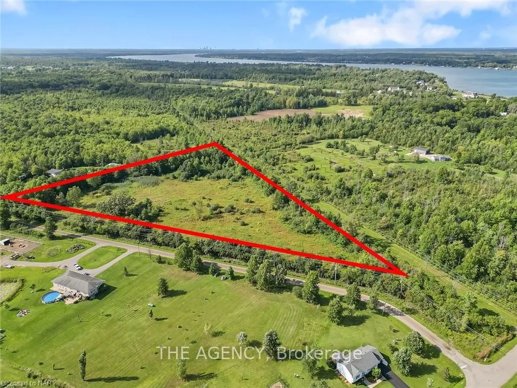 1734 EAGLE St, Fort Erie, ON L2A 5M4