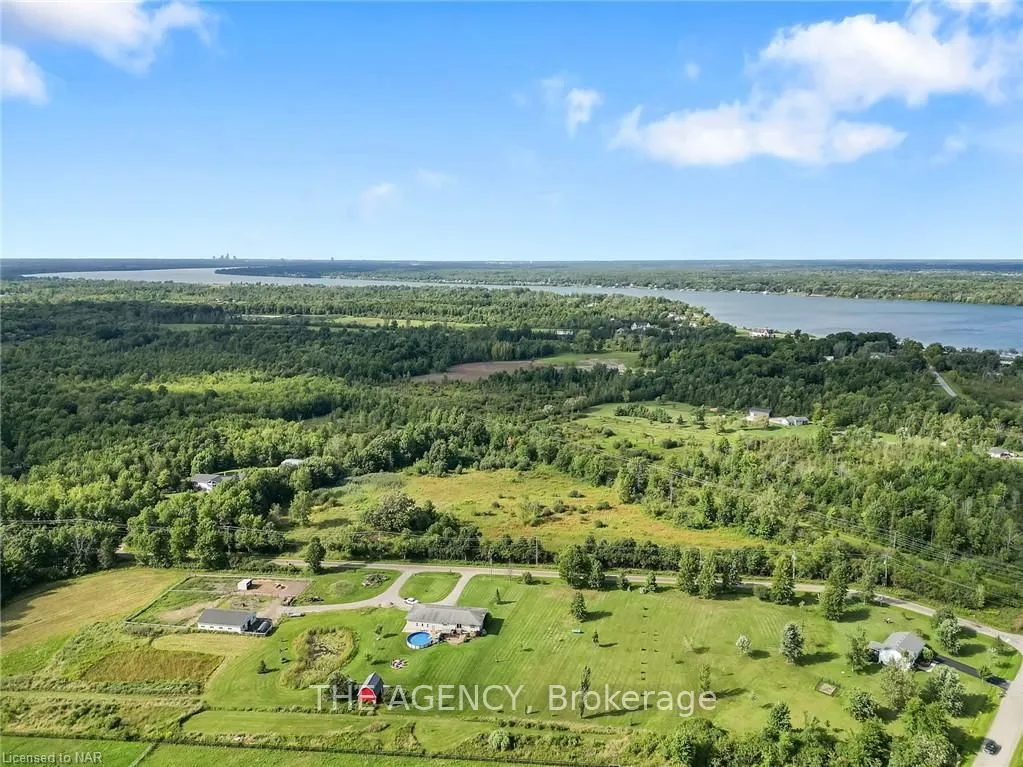 Vacant Land living room at 1734 EAGLE St Fort Erie