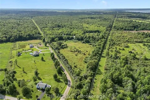 1734 EAGLE St, Fort Erie, ON L2A 5M4