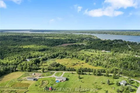 1734 EAGLE St, Fort Erie, ON L2A 5M4