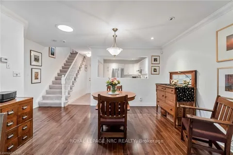 47 STONEGATE Pl, Pelham, ON L0S 1E3