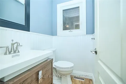 1516 GARRISON Rd, Fort Erie, ON L2A 1P6