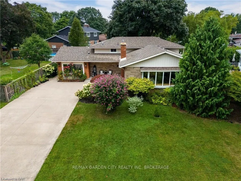 15 ROSEMOUNT Ave, St. Catharines, ON L2M 1Z5