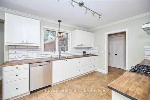 54025 WELLANDPORT Rd, Wainfleet, ON L0S 1V0