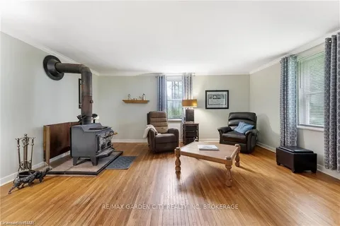 5400 NORTH SERVICE Rd, Lincoln, ON L0R 1B3