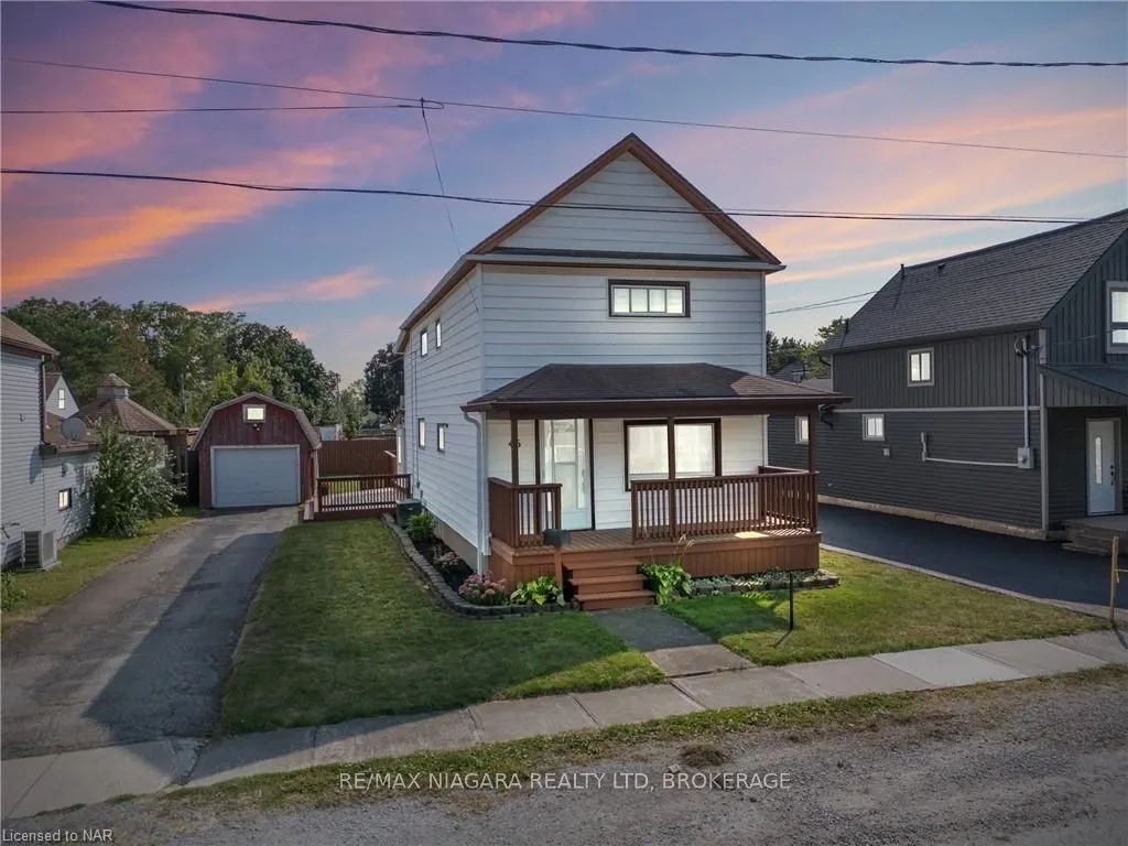 46 PINE St, Port Colborne, ON L3K 3N5