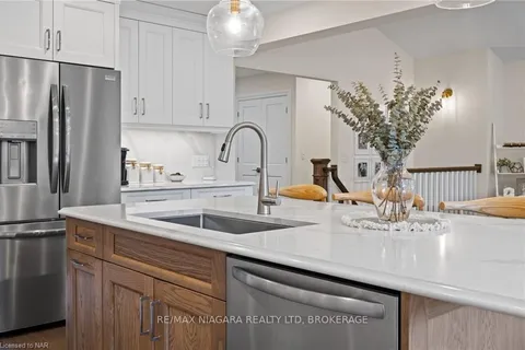 40 MERRITT Rd, Pelham, ON L0S 1E4