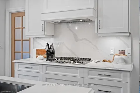 40 MERRITT Rd, Pelham, ON L0S 1E4