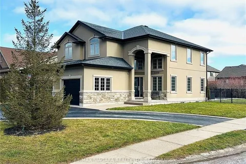 6498 CHRISTOPHER CRESCENT Cres, Niagara Falls, ON L2H 0B3