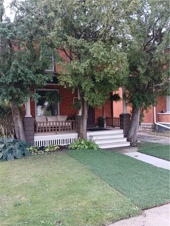 71 ALBERT St, Welland, ON L3B 4L3