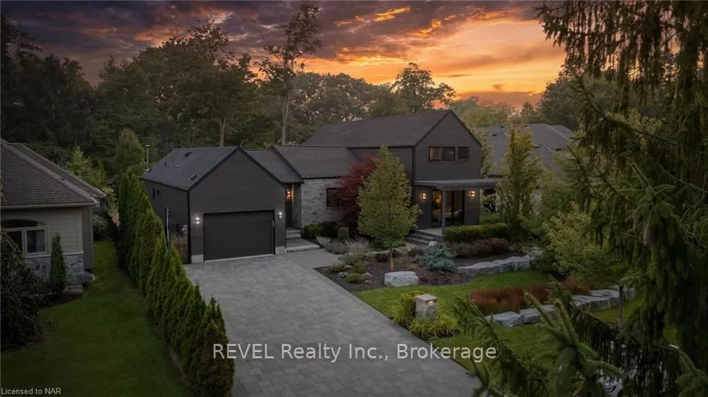 566 LANSDOWNE Ave, Niagara-on-the-Lake, ON L0S 1J0