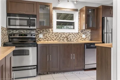 6058 BIAMONTE Pkwy, Niagara Falls, ON L2E 1Y6