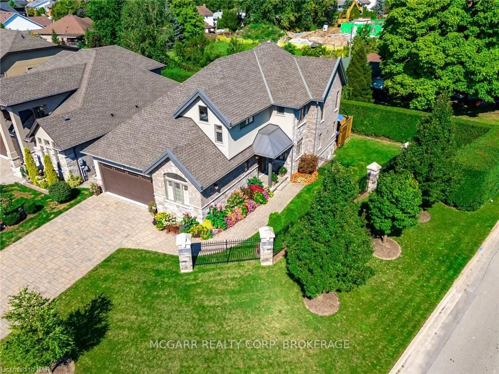 1 TUSCANY Crt, St. Catharines, ON L2S 0E2