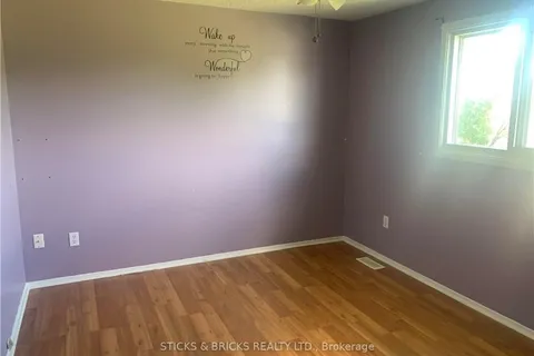 63 TUPPER Dr, Thorold, ON L2V 4B8