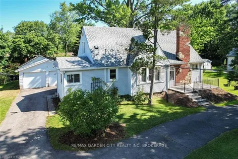 168 THOROLD Rd, Welland, ON L3C 3V6