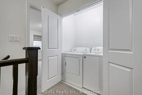 520 GREY St, ON N3S 0K1