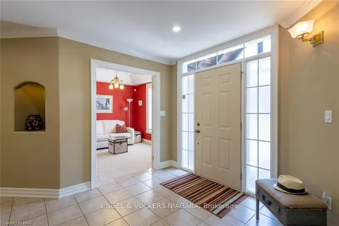 615 VICTORIA St, Niagara-on-the-Lake, ON L0S 1N0