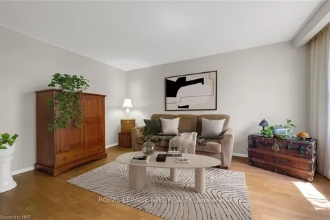 508 A NIAGARA St, St. Catharines, ON L2M 3P5