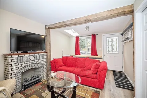 30 MCALPINE Ave, Welland, ON L3B 1T6