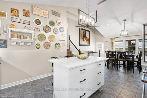 12 BRIARWOOD Dr, St. Catharines, ON L2S 4A7