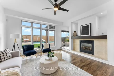 199 TULIPTREE Rd, Thorold, ON L2V 0A4