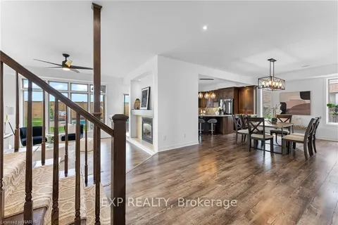 199 TULIPTREE Rd, Thorold, ON L2V 0A4