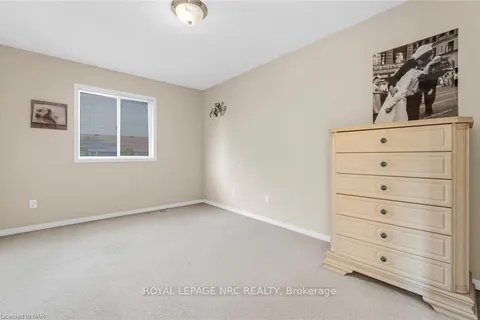 67 JENNIFER Cres, St. Catharines, ON L2M 7Z1