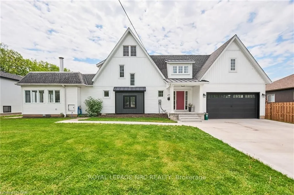 2 HILDA St, Welland, ON L3C 0H3