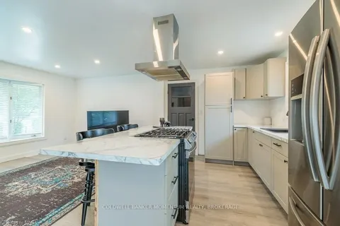 44 HOWARD Ave, St. Catharines, ON L2N 3X1