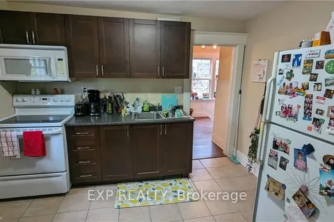 47 ALBERT St, St. Catharines, ON L2R 2G8