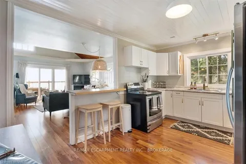 16 HOOVER POINT Lane, ON N0A 1P0